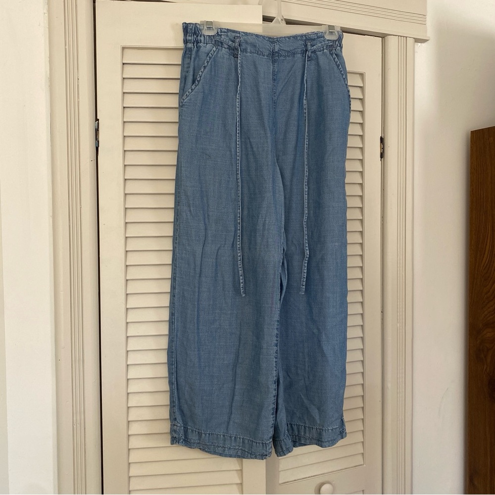 American Eagle Cropped Denim Wide-Leg Pants